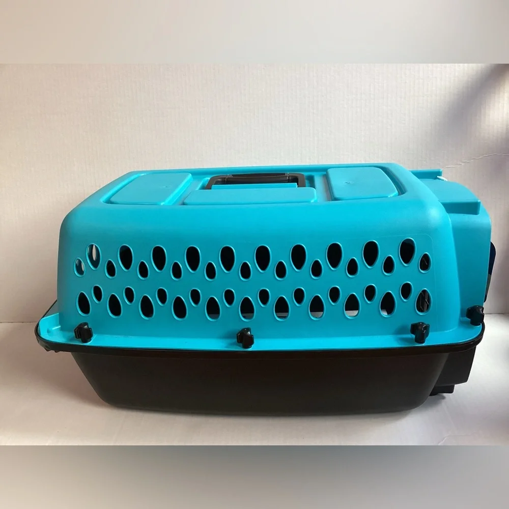Petmate Comfy Safe & Secure Welcome Home Pet Porter Kennel Up to 10 lbs 4.5kg